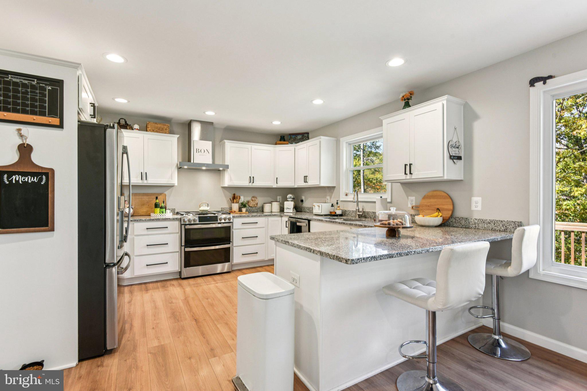 APPLE MT LAKE - Residential