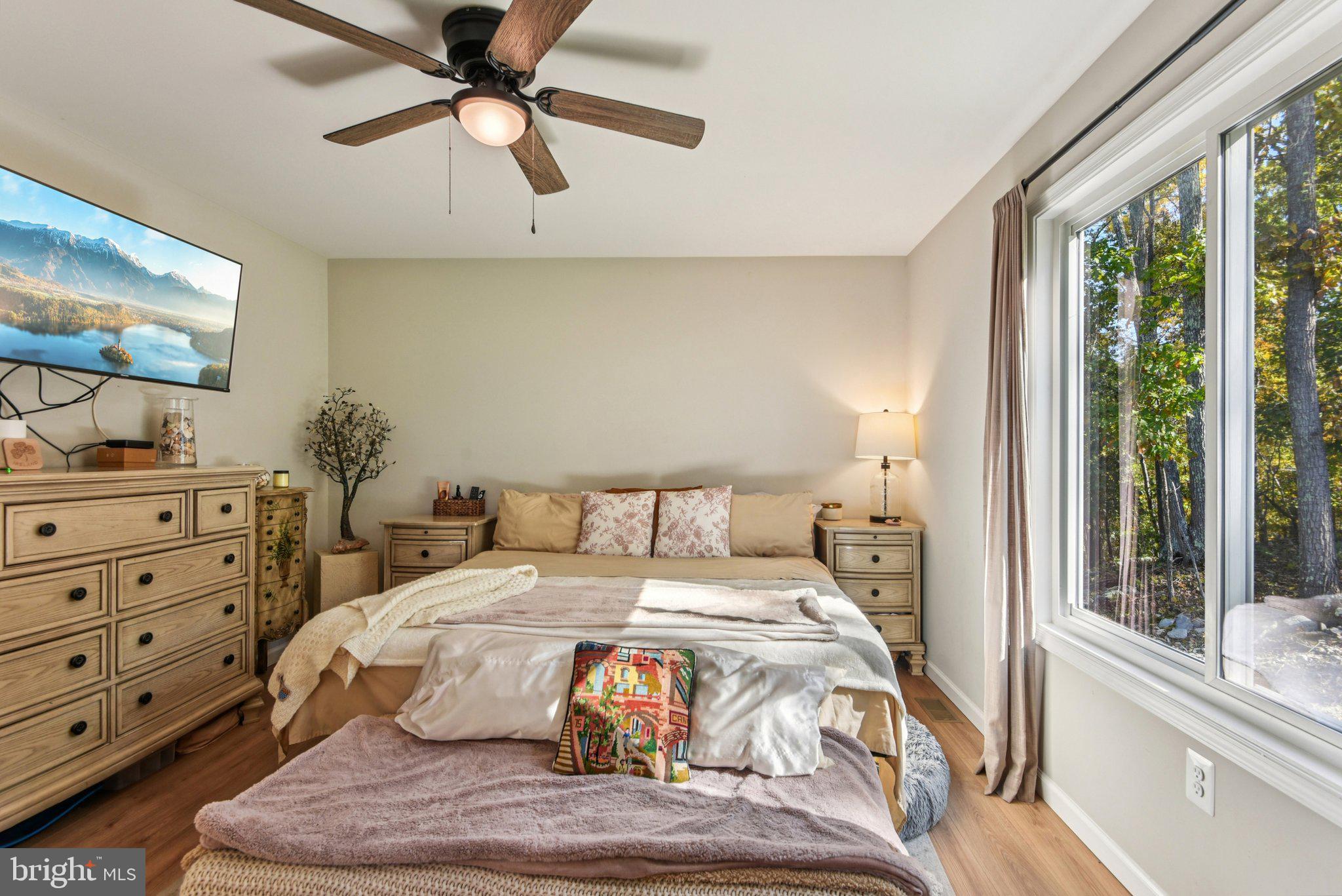 APPLE MT LAKE - Residential