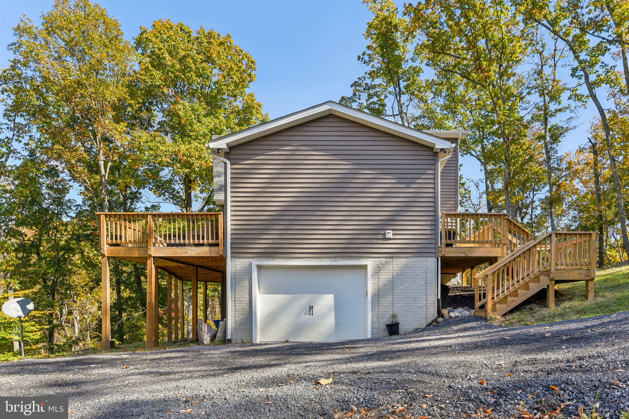 APPLE MT LAKE - Residential