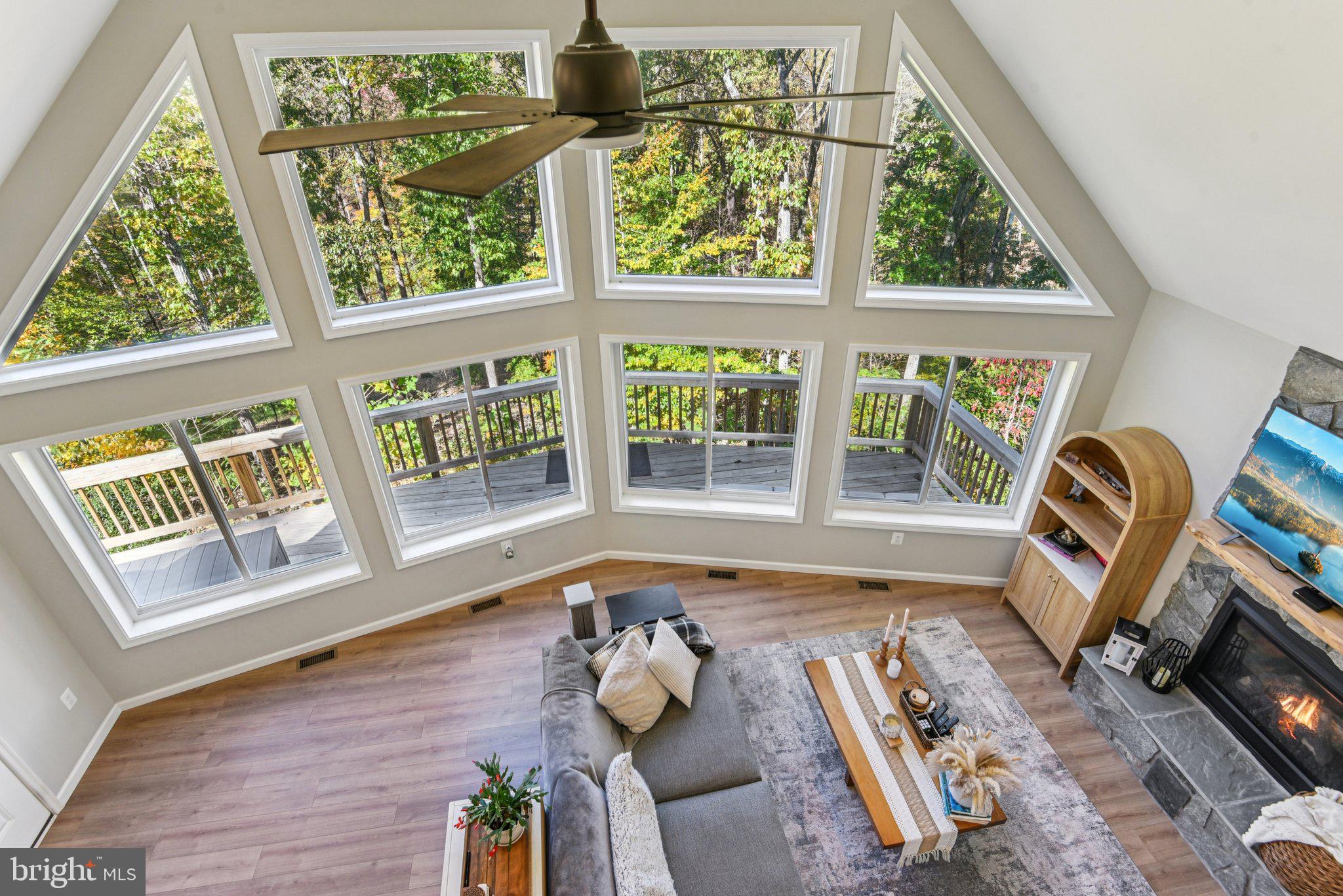 APPLE MT LAKE - Residential