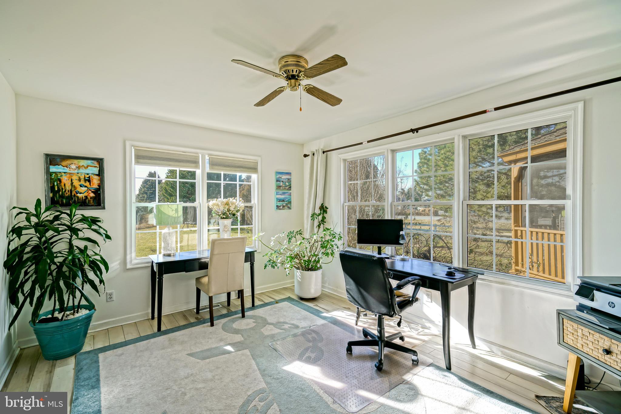 BAY BREEZE ESTATES - Residential