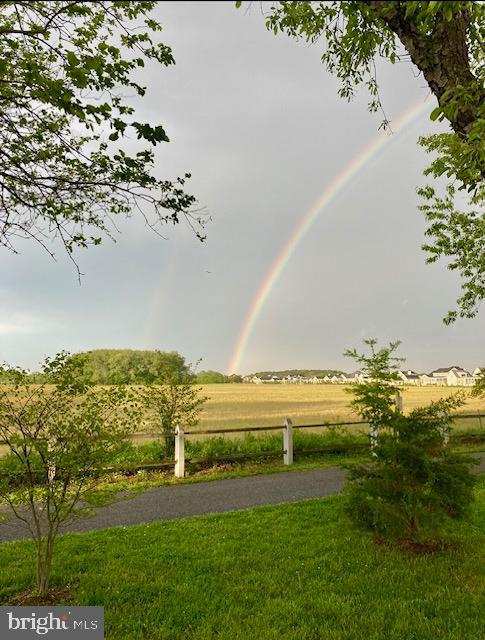 BAY BREEZE ESTATES - Residential