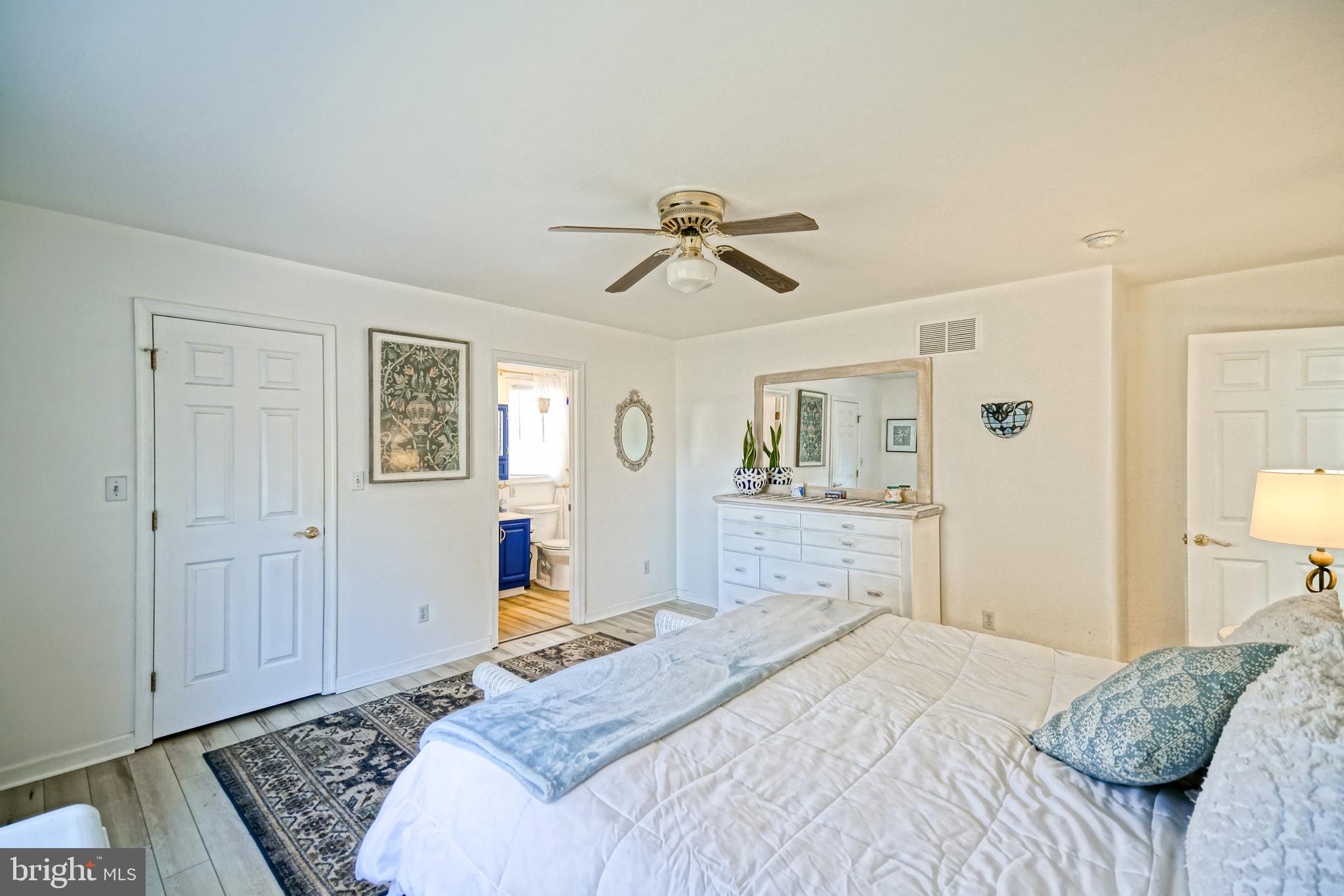 BAY BREEZE ESTATES - Residential