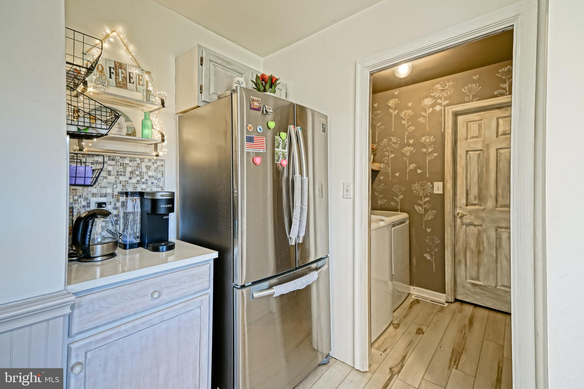 BAY BREEZE ESTATES - Residential