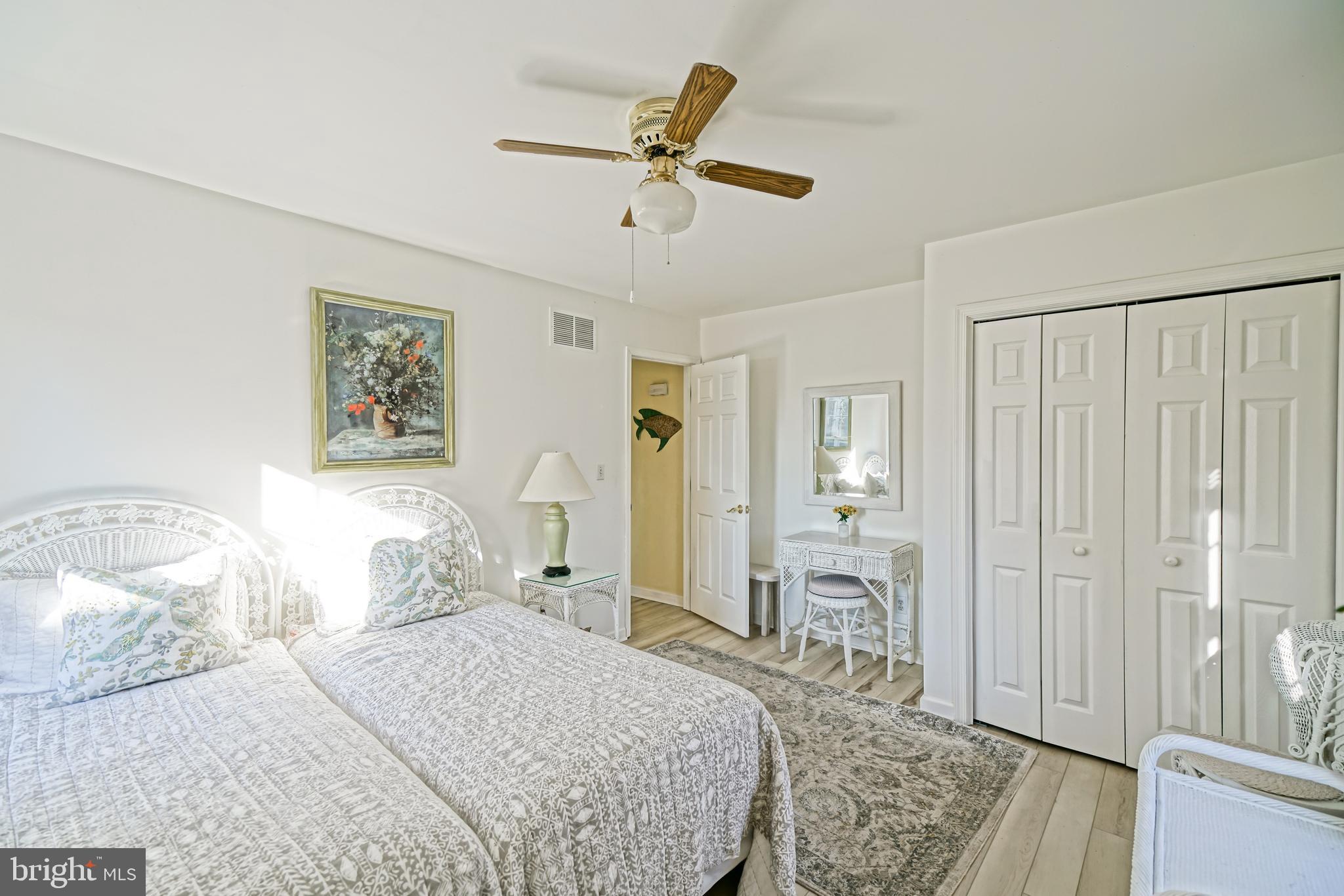 BAY BREEZE ESTATES - Residential