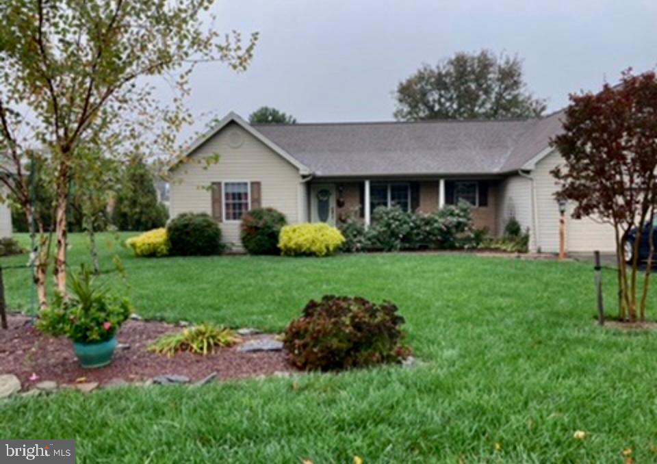 BAY BREEZE ESTATES - Residential