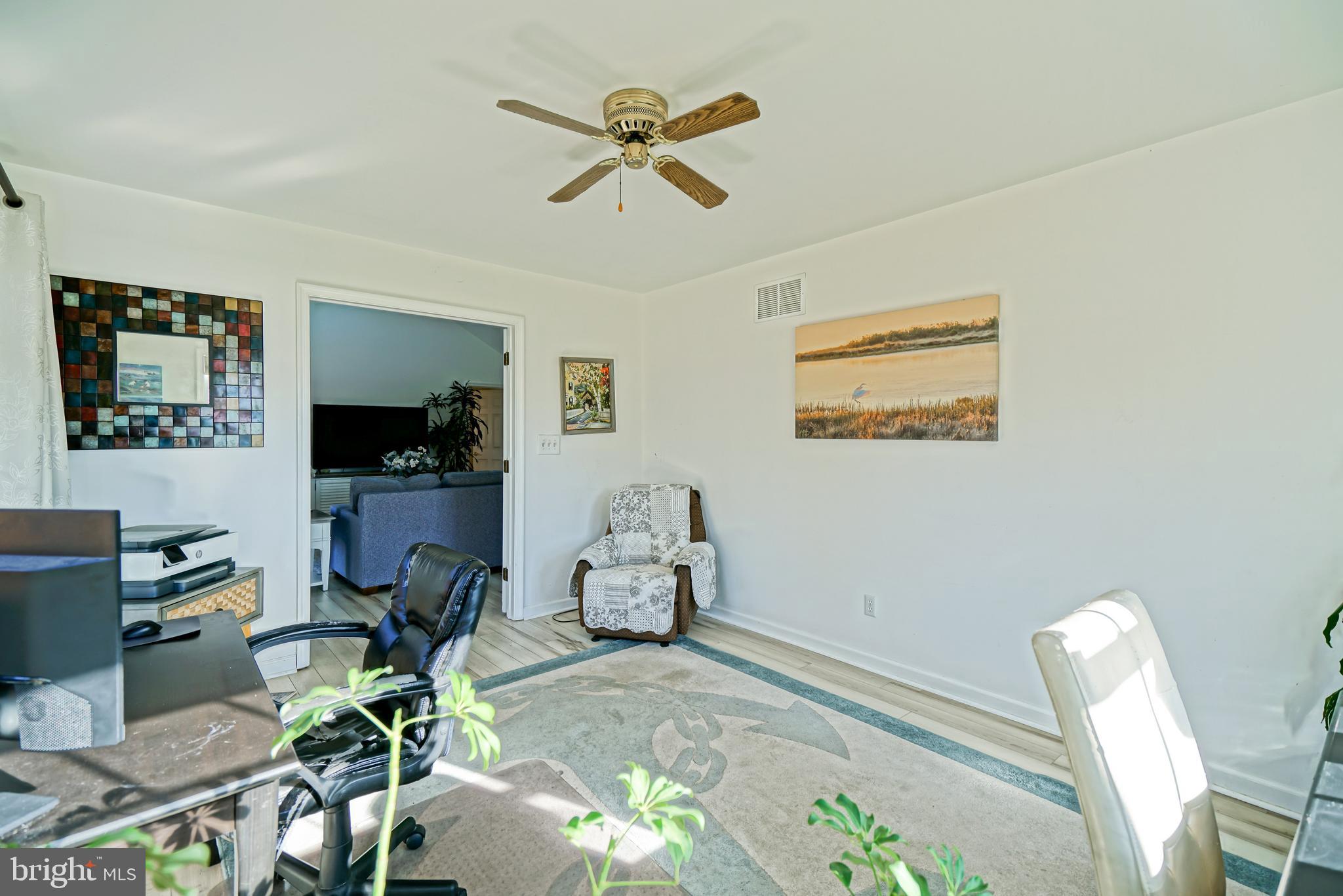 BAY BREEZE ESTATES - Residential