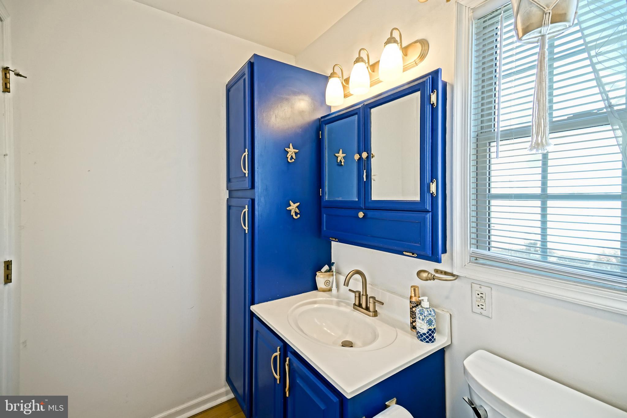 BAY BREEZE ESTATES - Residential