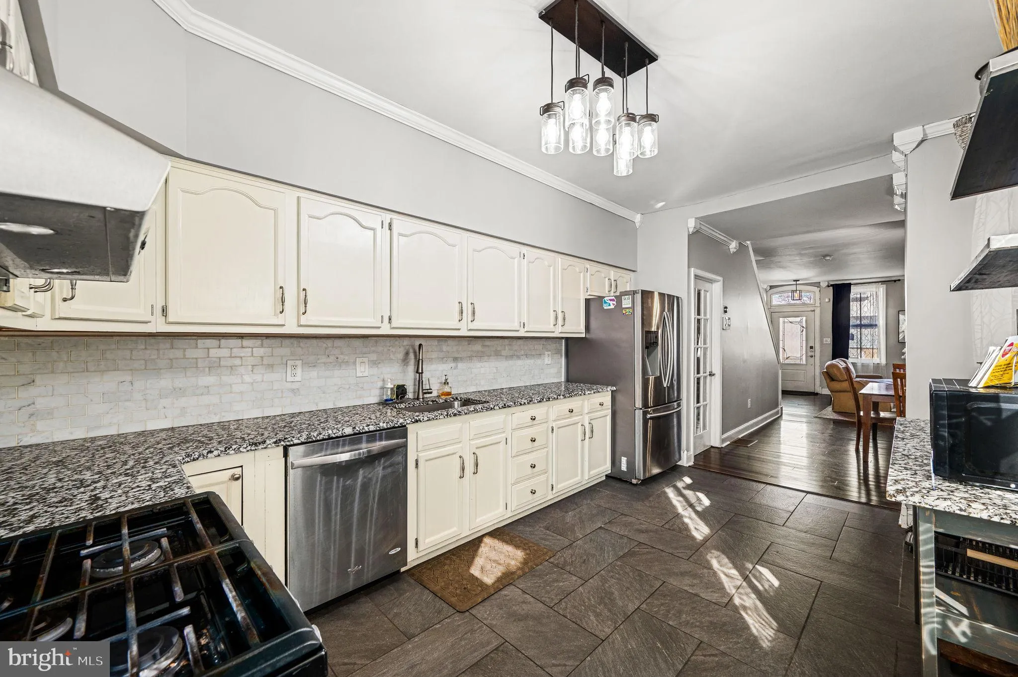 Philadelphia, Pennsylvania 19104, United States, 3 Bedrooms Bedrooms, ,2 BathroomsBathrooms,Residential,Active,82950