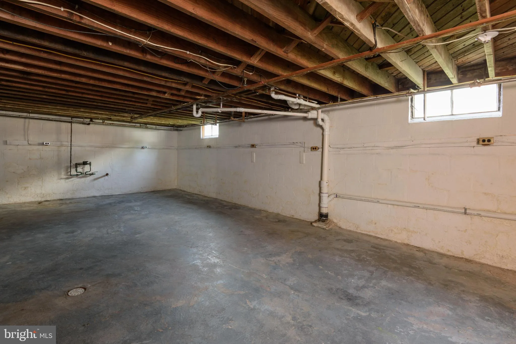 Oxford, Pennsylvania 19363, United States, 2 Bedrooms Bedrooms, ,1 BathroomBathrooms,Residential,Pending,180664