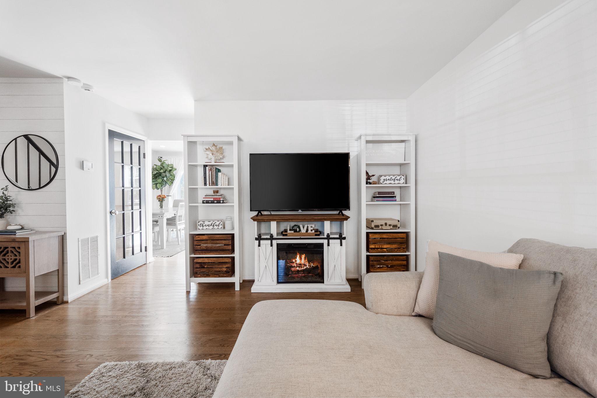 THE VILLAGE PARK - Residential