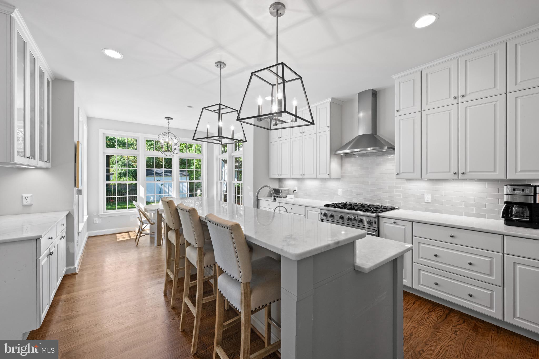 BRADLEY HILLS - Residential