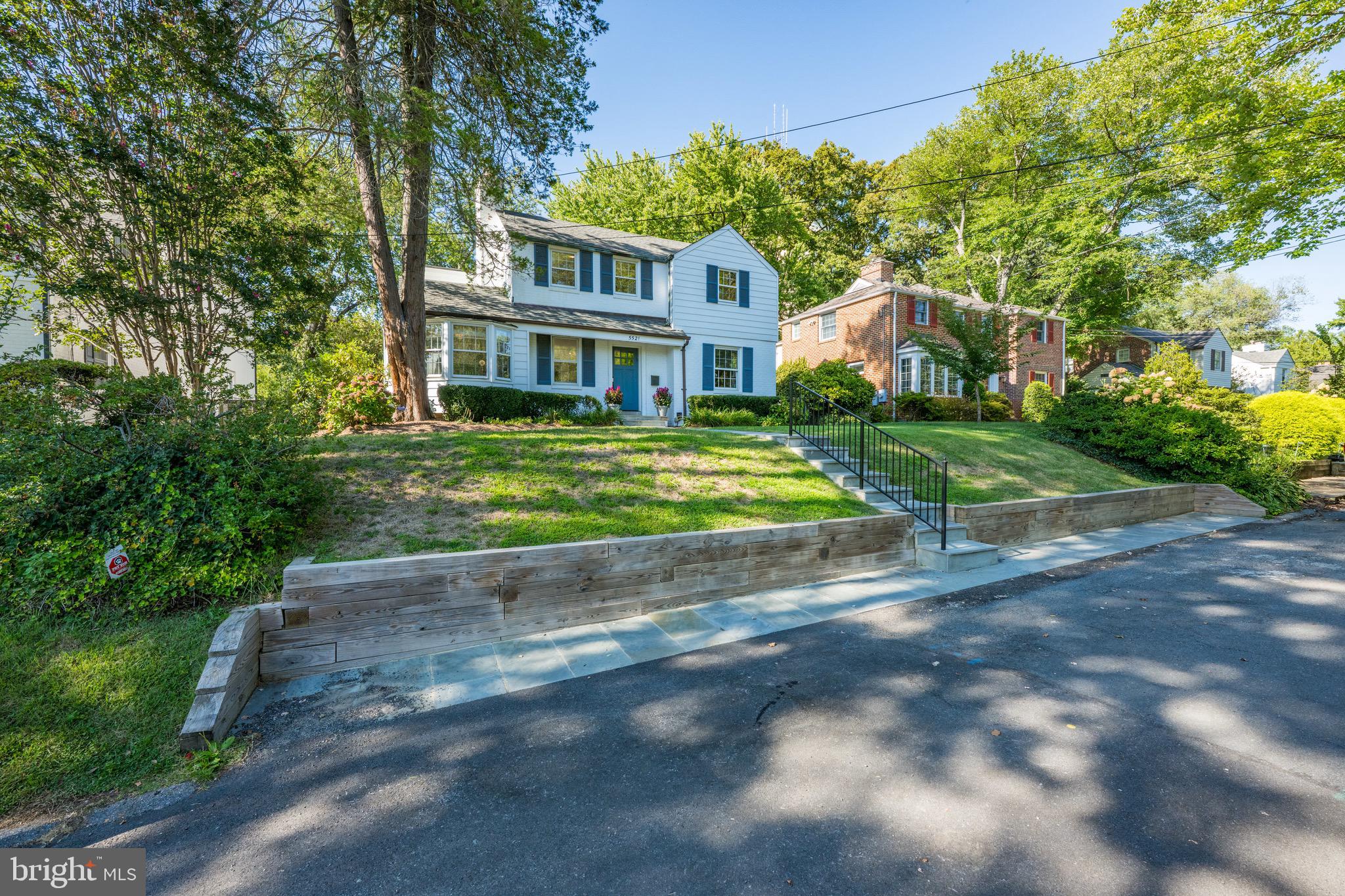 BRADLEY HILLS - Residential