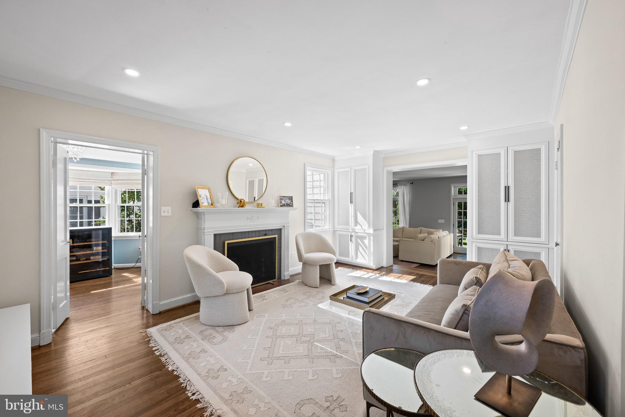 BRADLEY HILLS - Residential