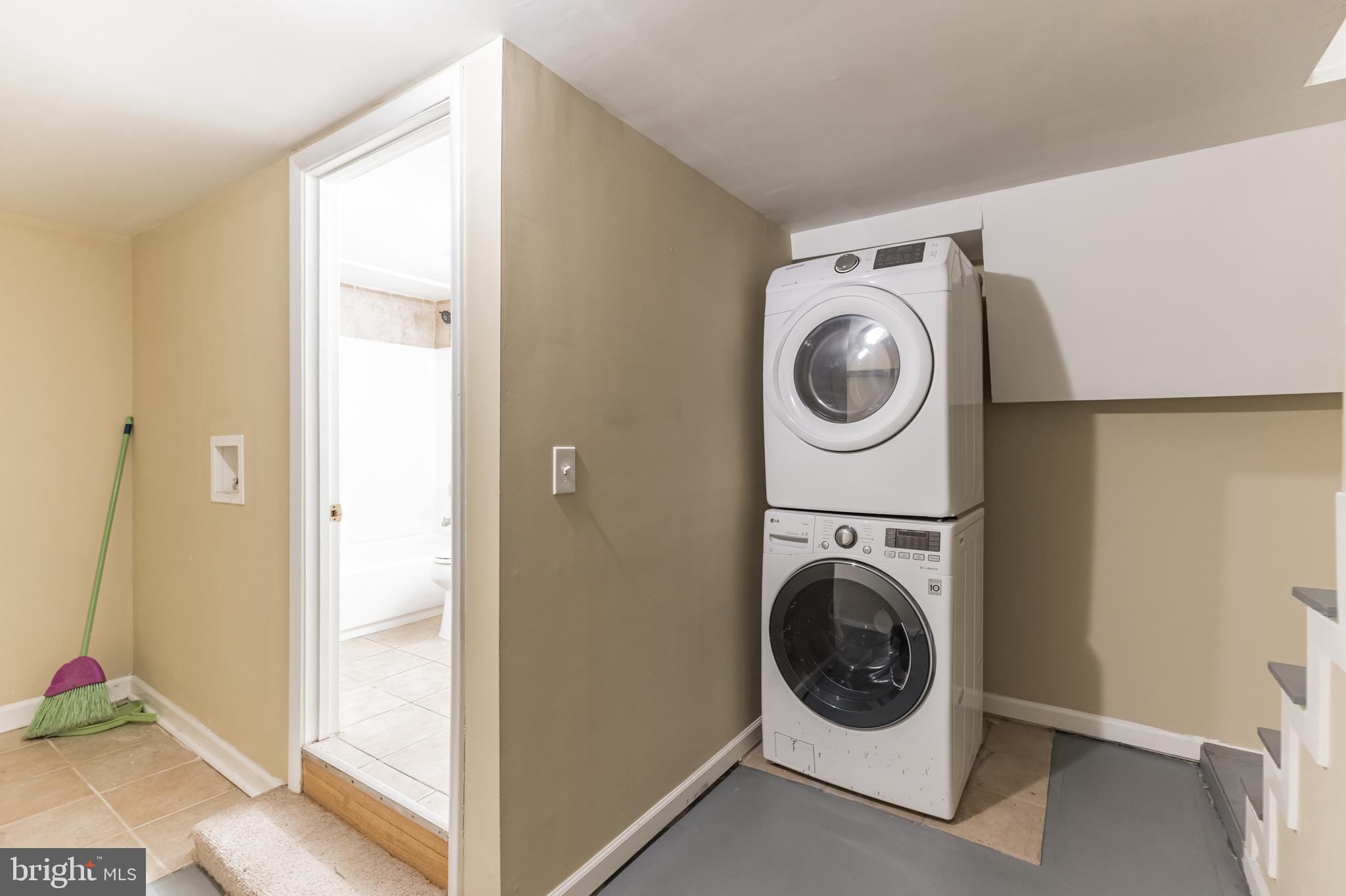 CLIFTON PARK - Residential Lease