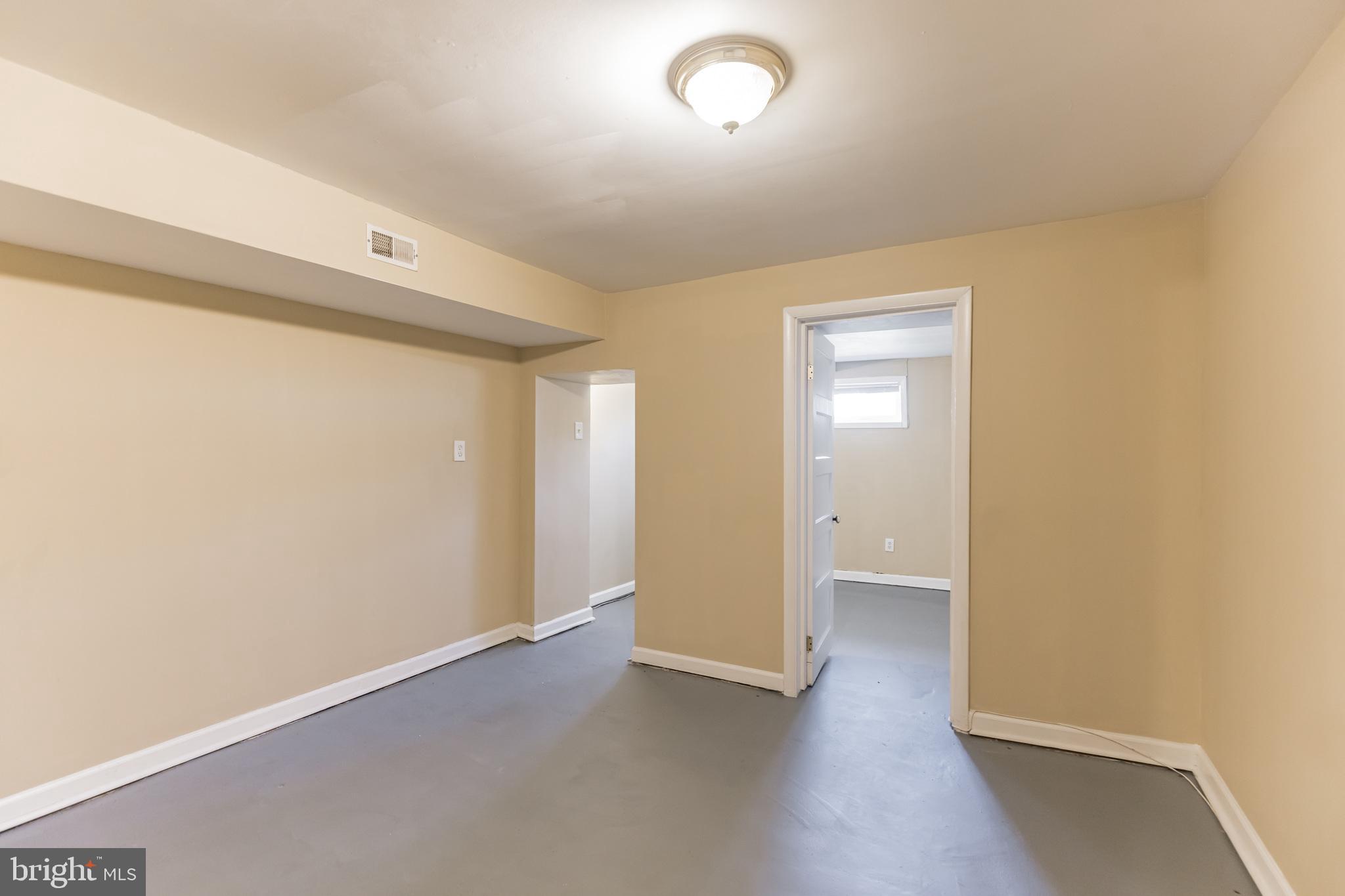 CLIFTON PARK - Residential Lease