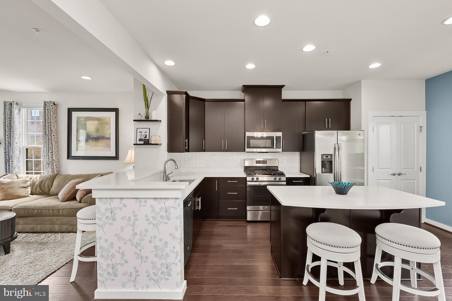 SKYVIEW - Residential