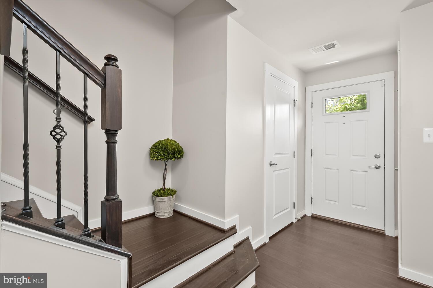 SKYVIEW - Residential