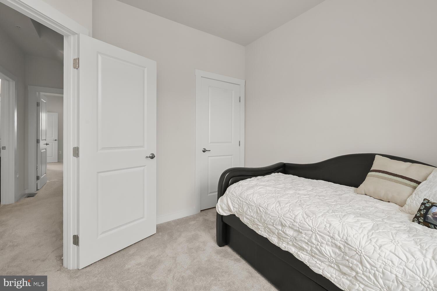 SKYVIEW - Residential