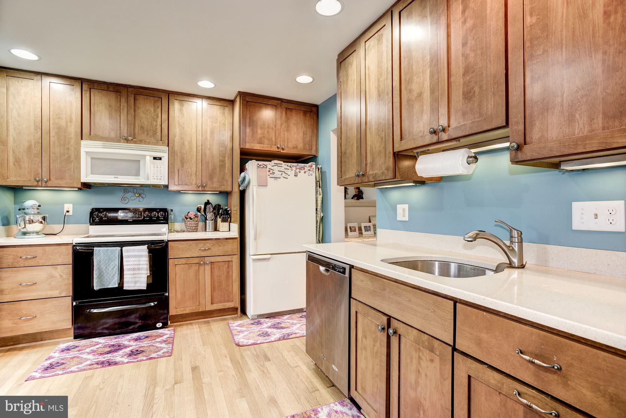 FOXFIELD - Residential Lease