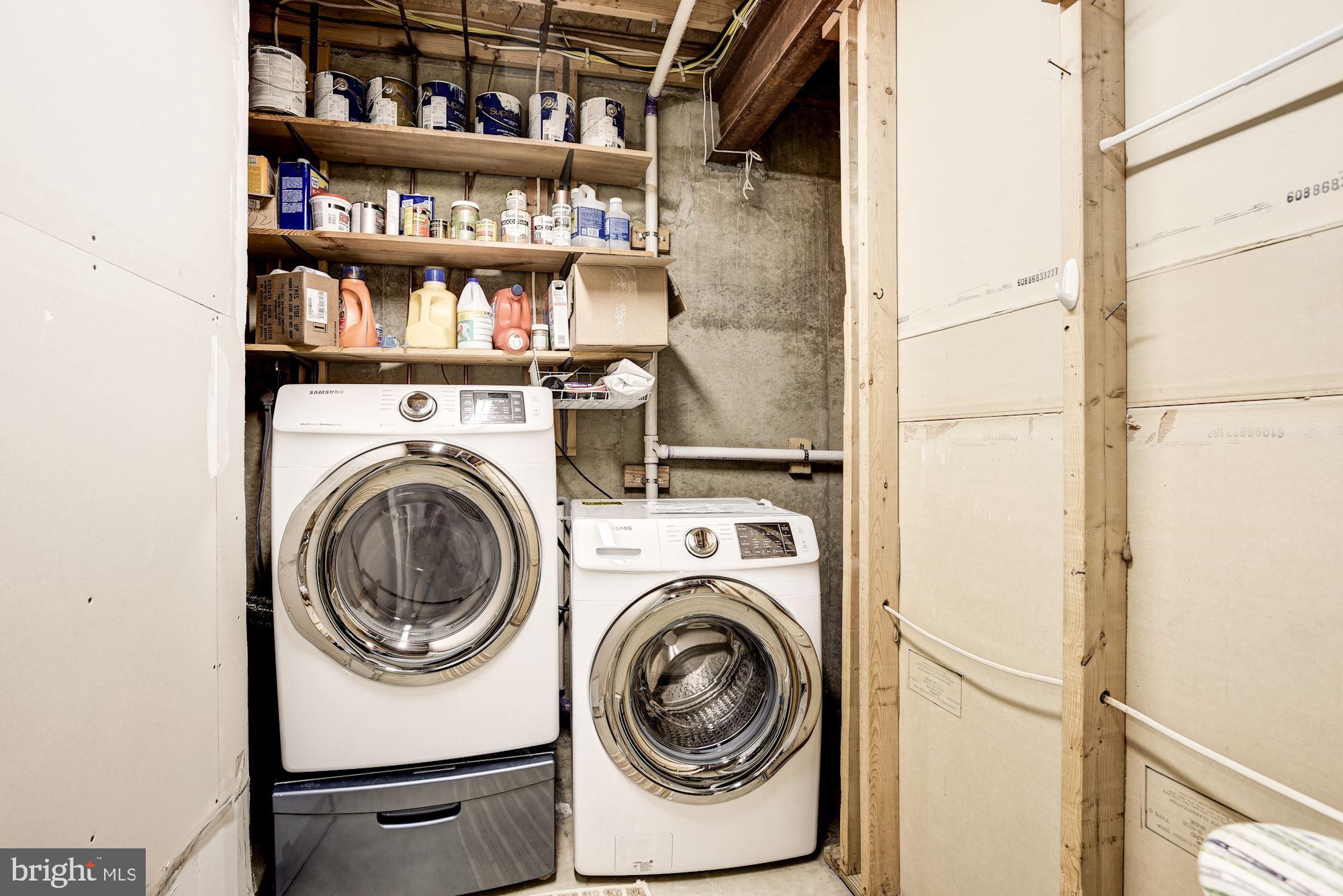 FOXFIELD - Residential Lease