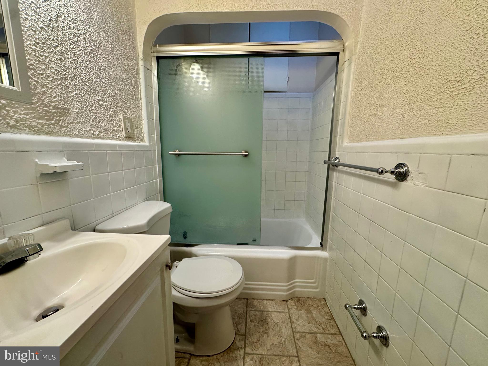 EASTERWOOD - Residential