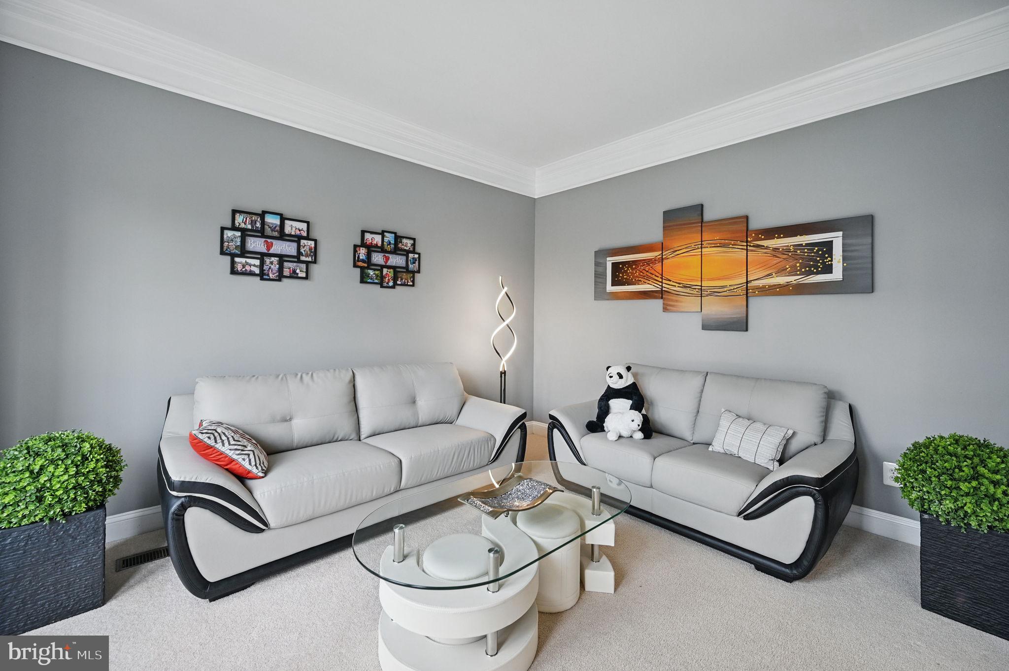 9129 AUTUMN GLORY LANE