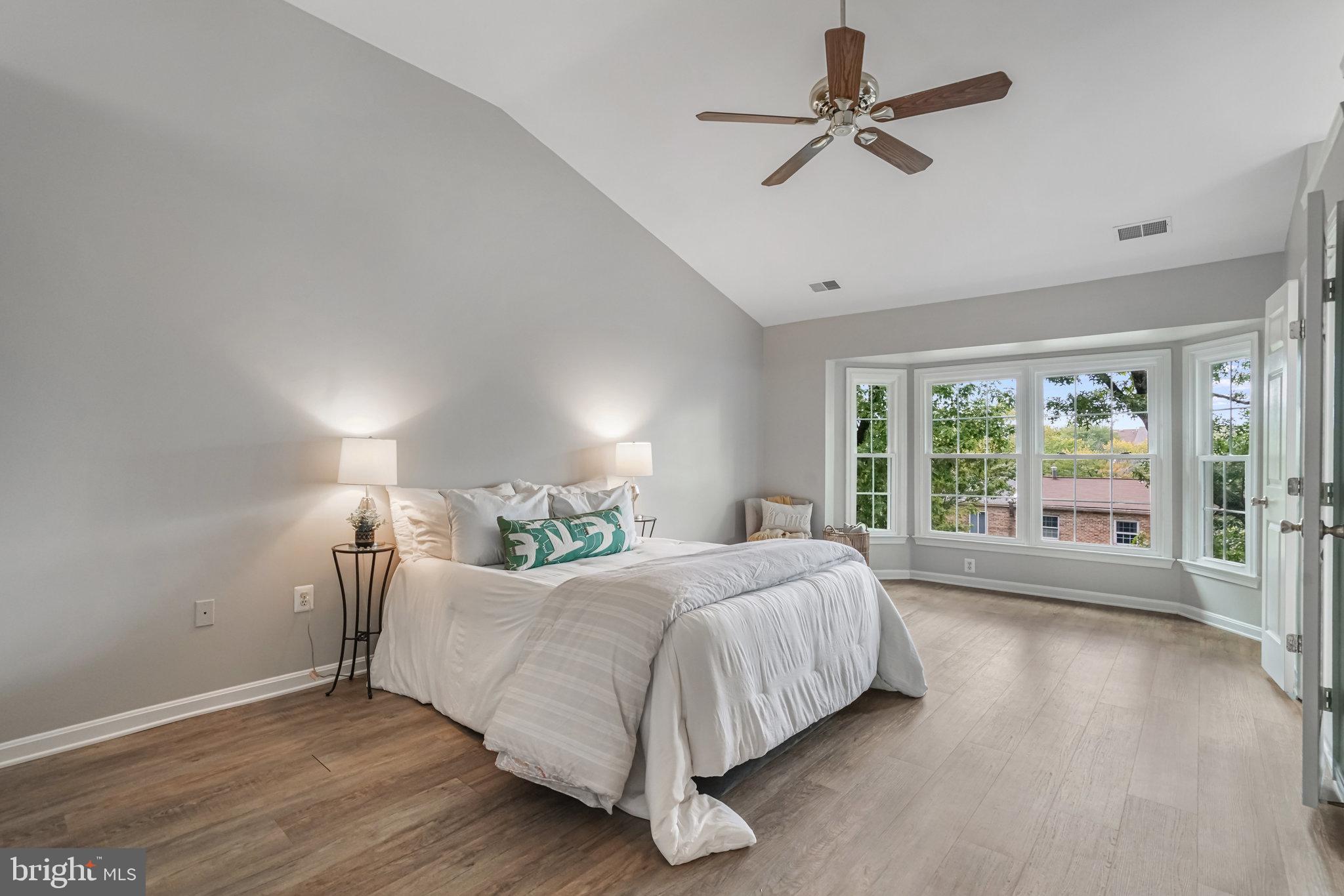 6342 FRANCONIA COMMONS DRIVE