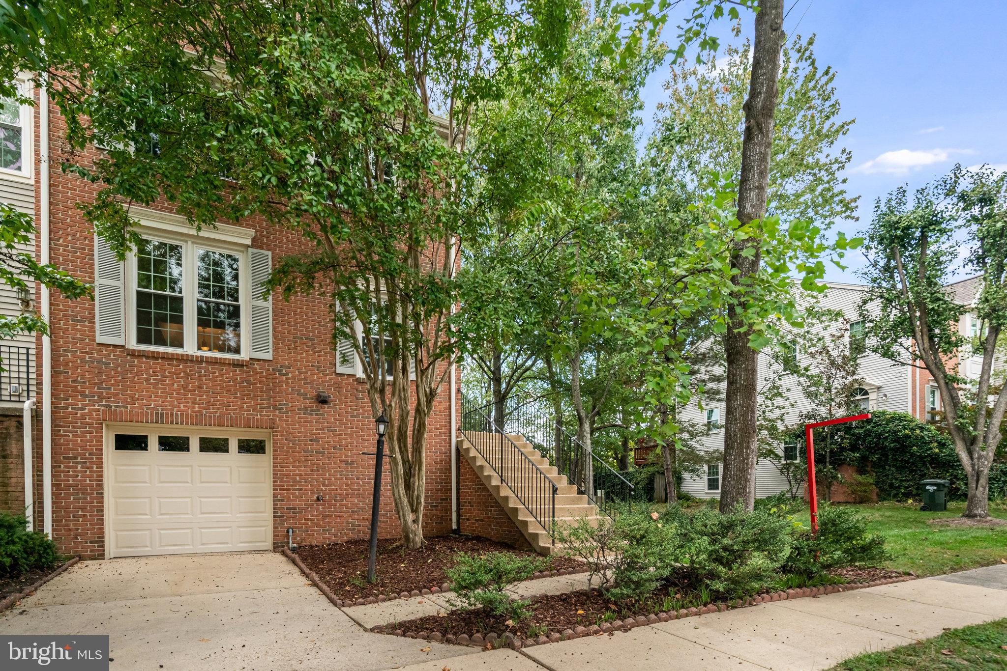 6342 FRANCONIA COMMONS DRIVE