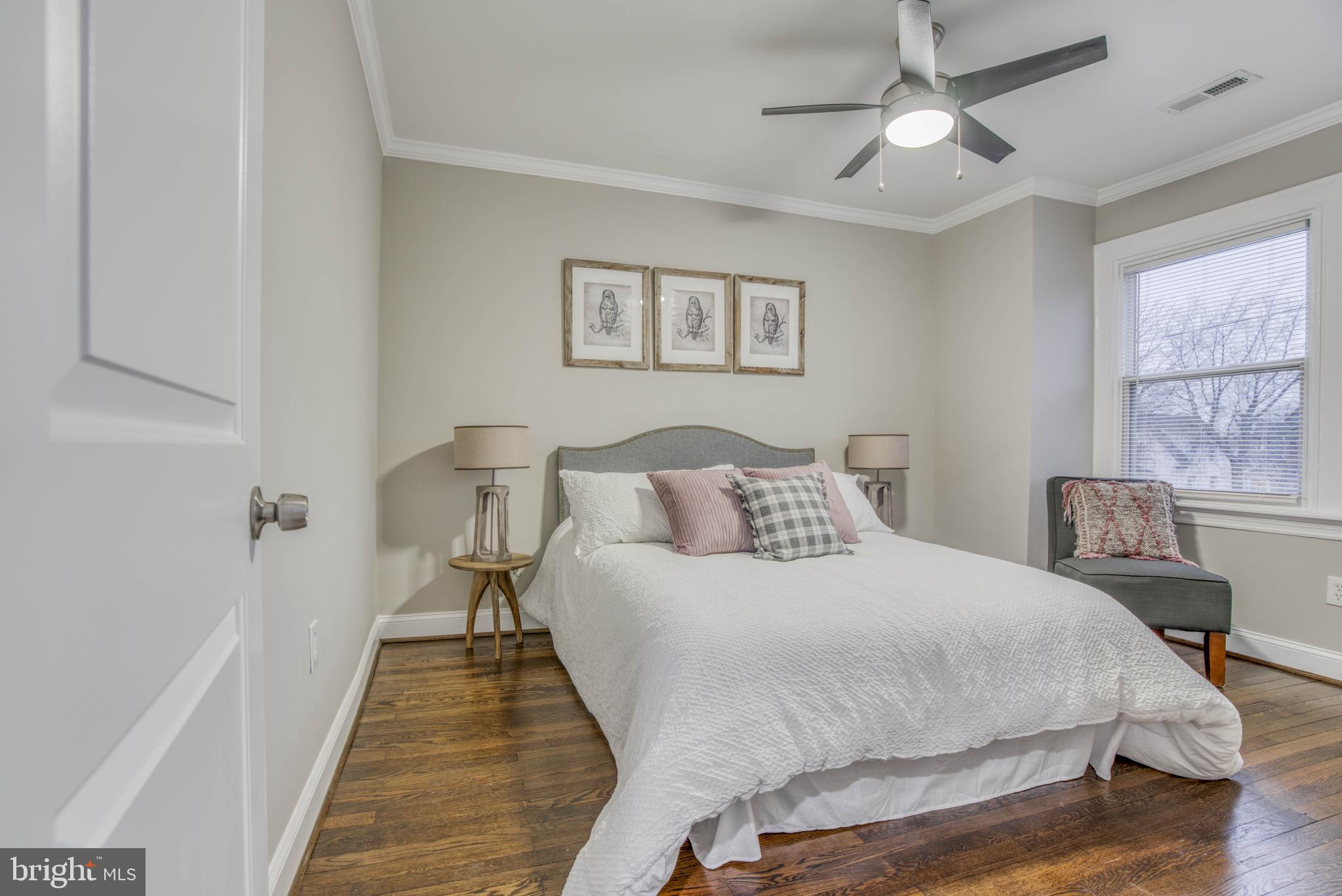 DUNDALK MANOR - Residential