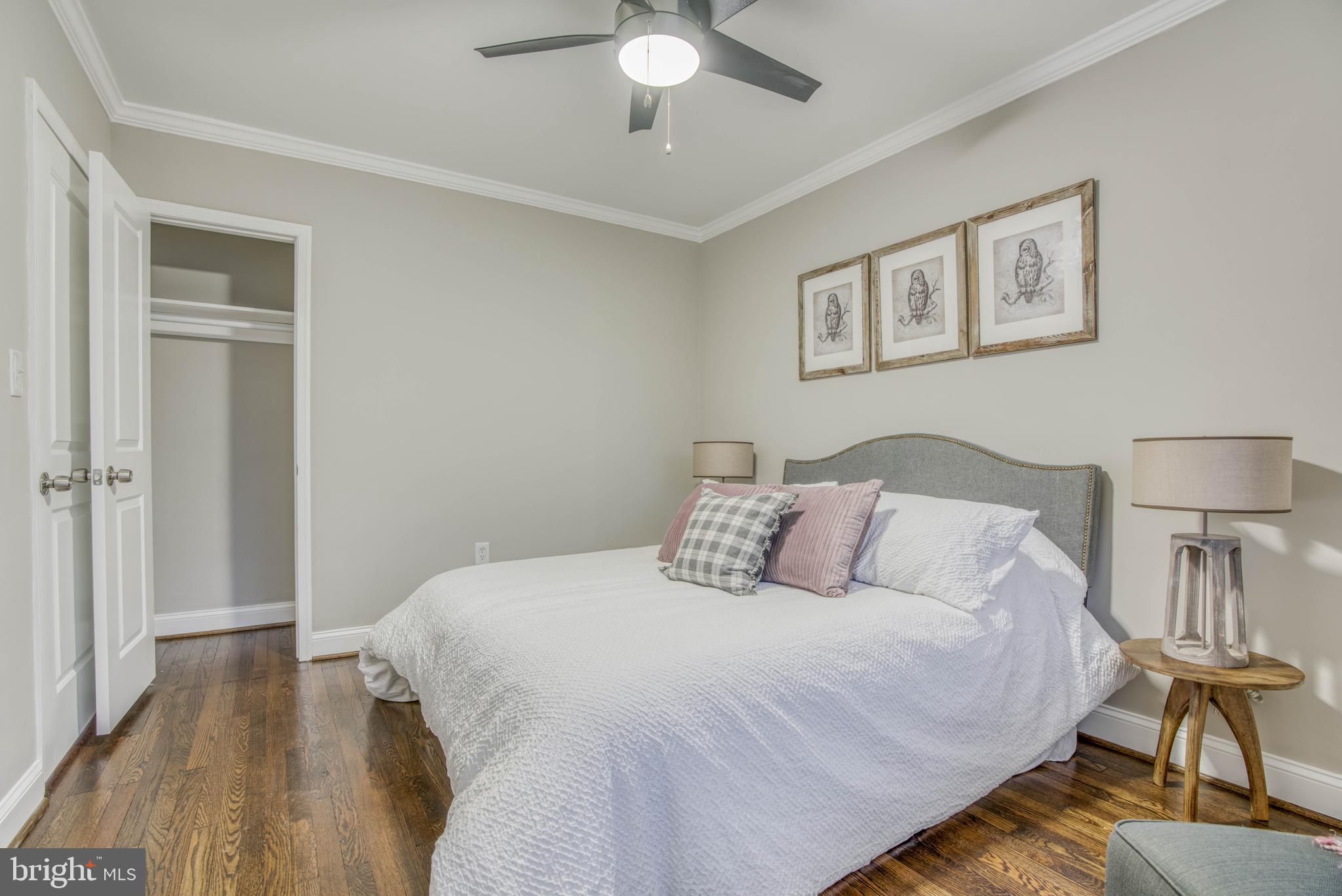 DUNDALK MANOR - Residential