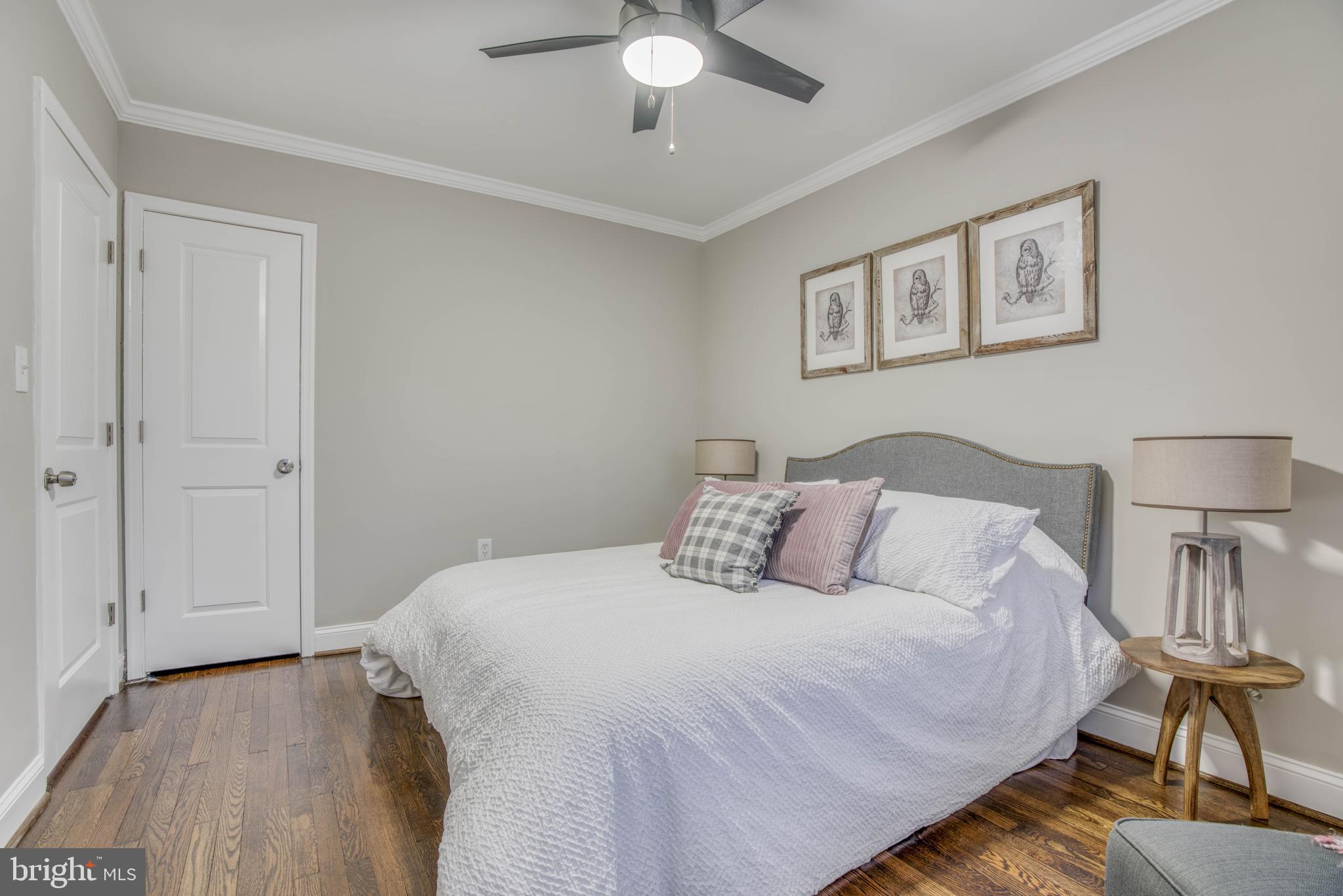 DUNDALK MANOR - Residential