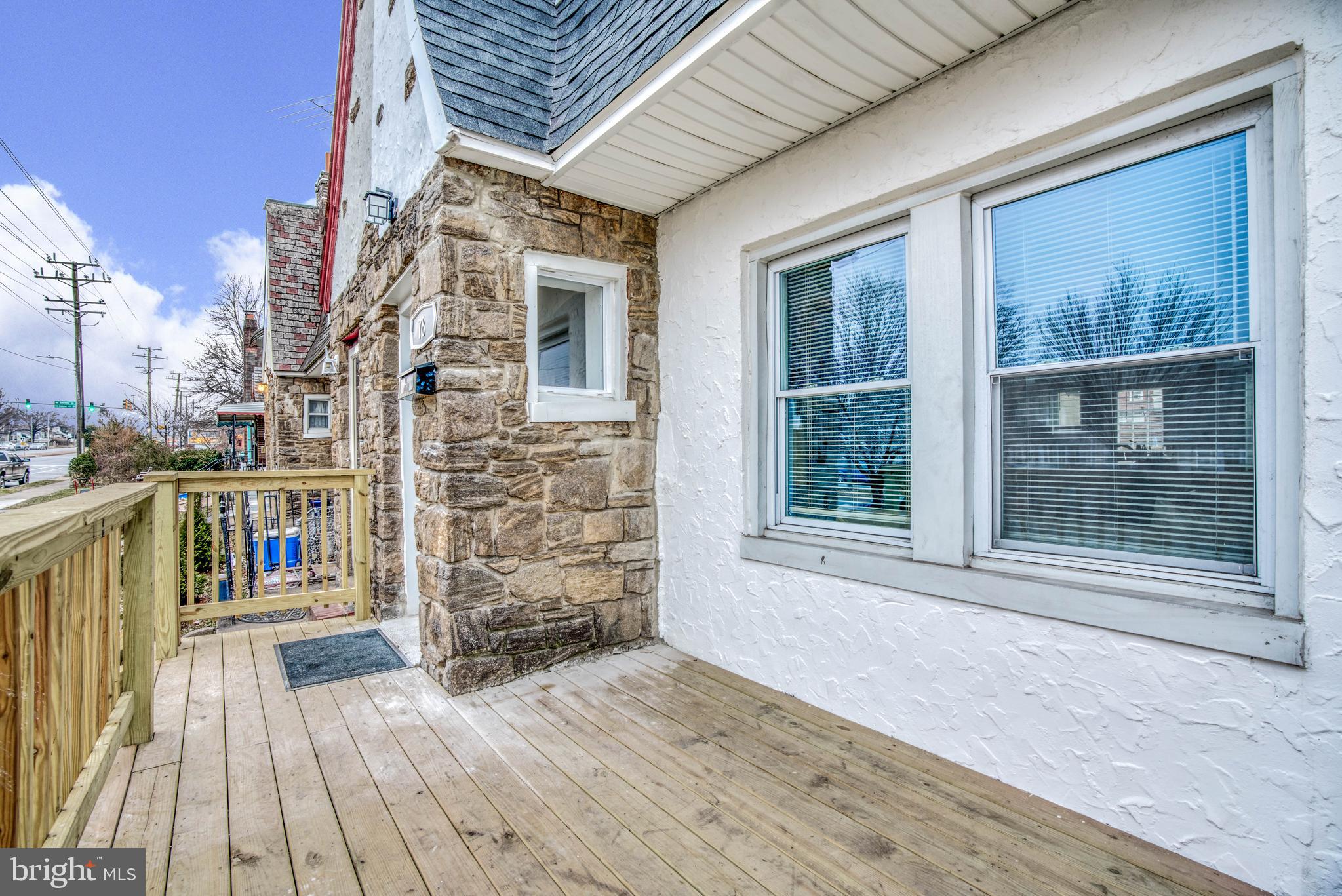 DUNDALK MANOR - Residential