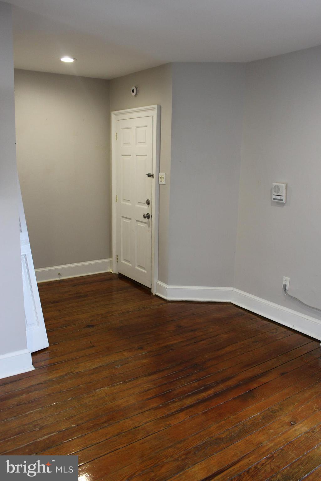 OLD TOWN ALEXANDRIA - Residential Lease
