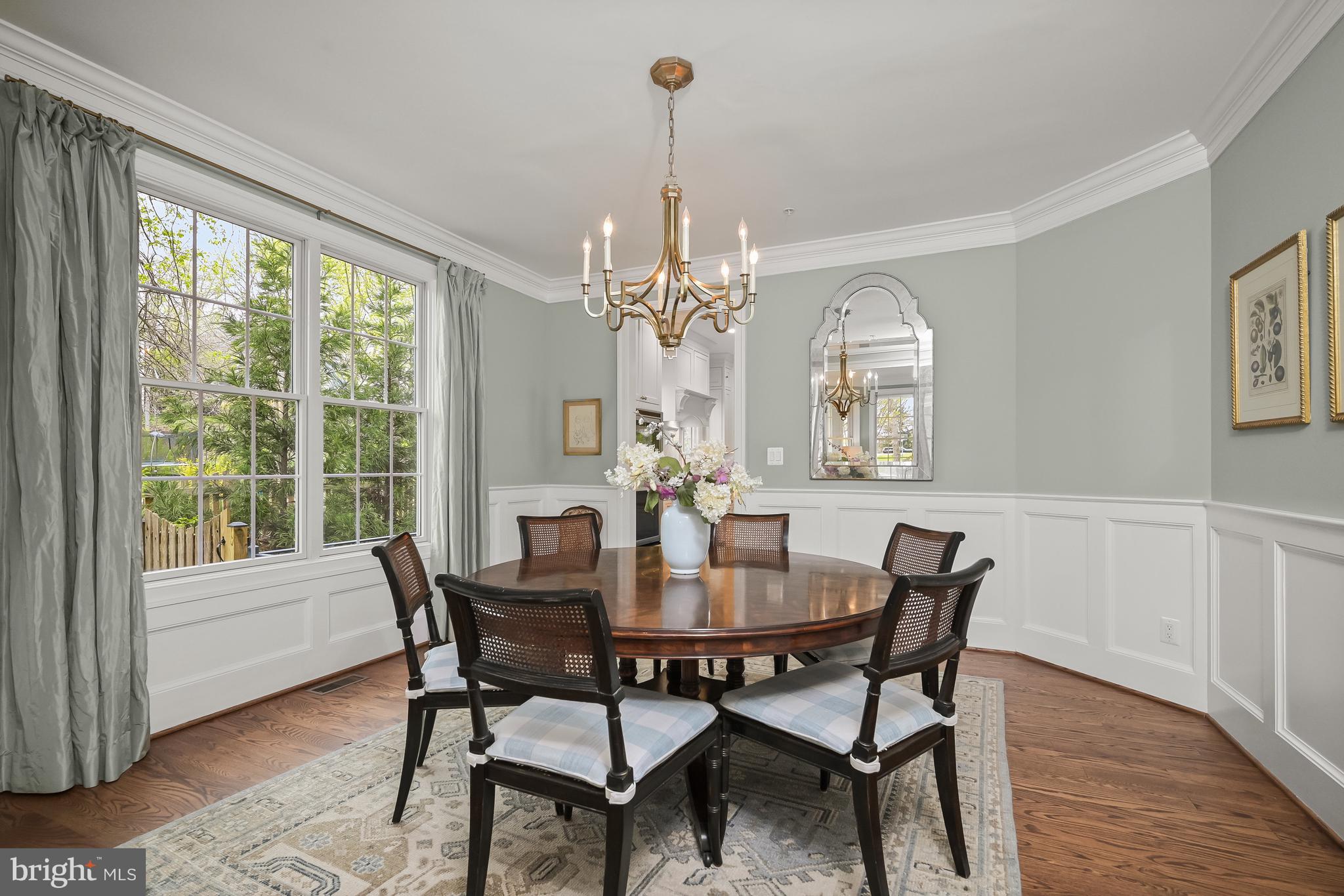 AYRLAWN - Residential