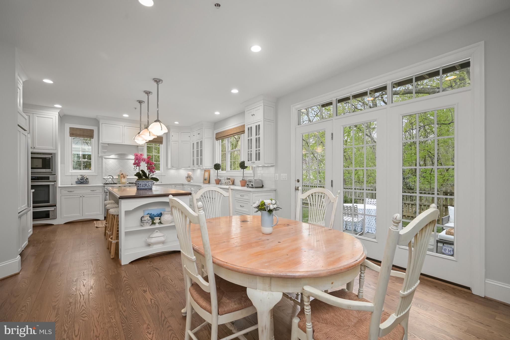 AYRLAWN - Residential