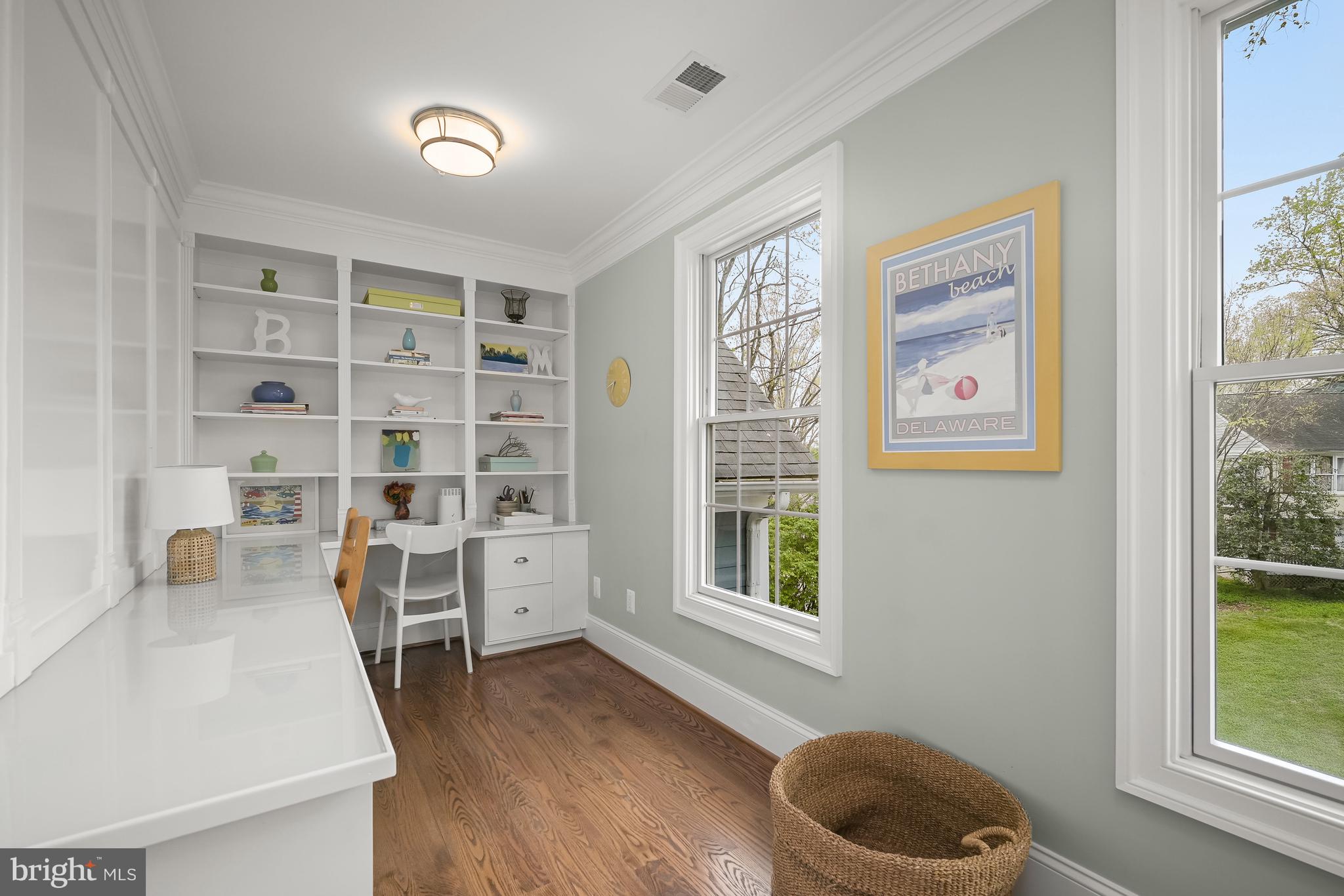 AYRLAWN - Residential