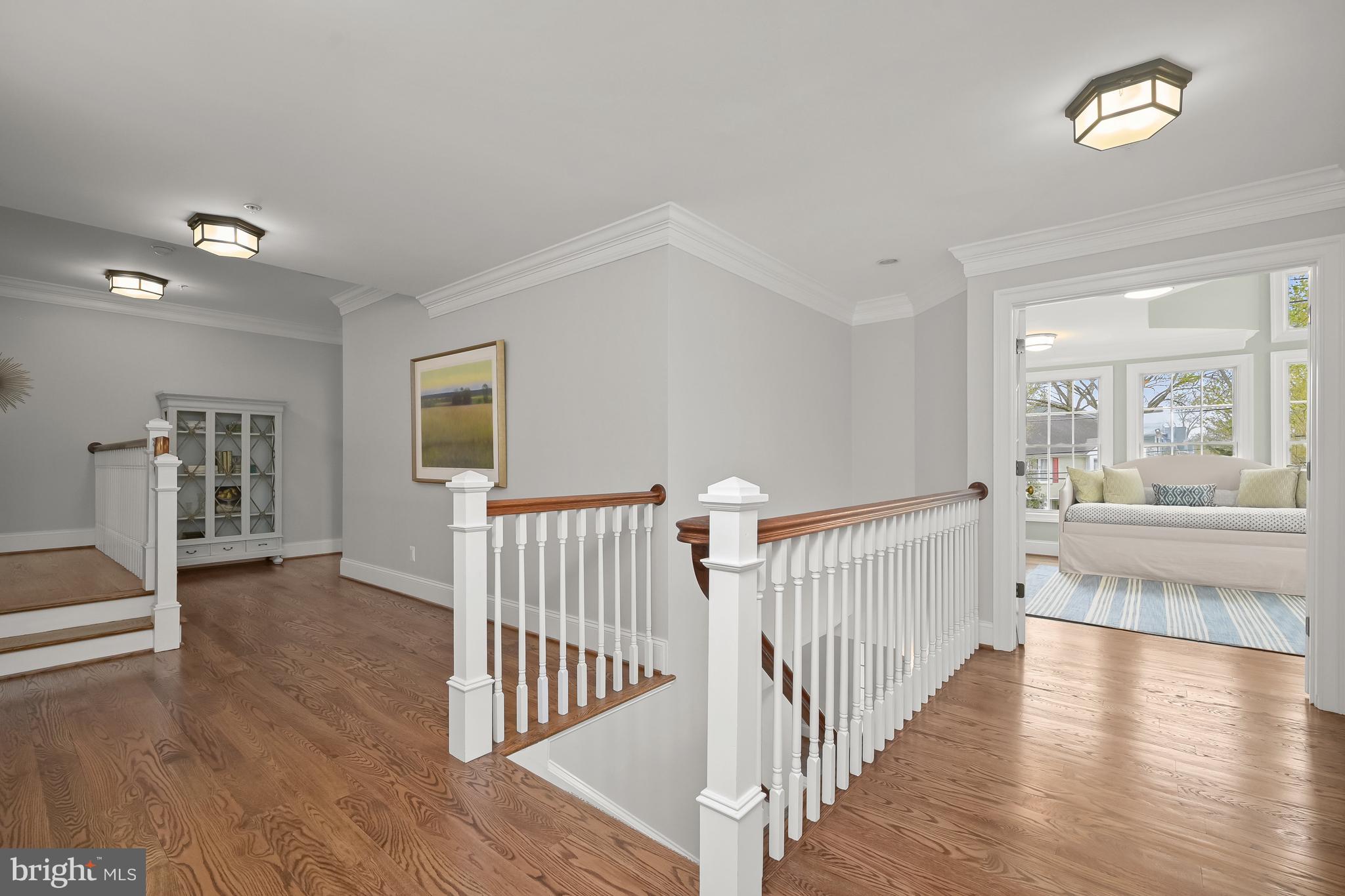 AYRLAWN - Residential