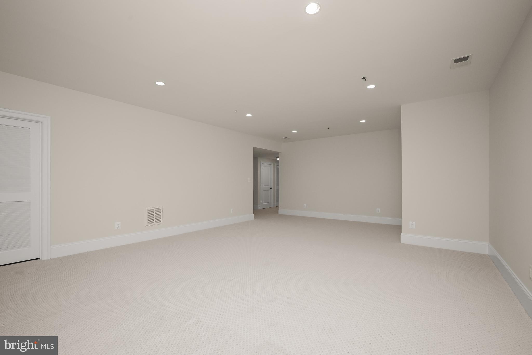 AYRLAWN - Residential