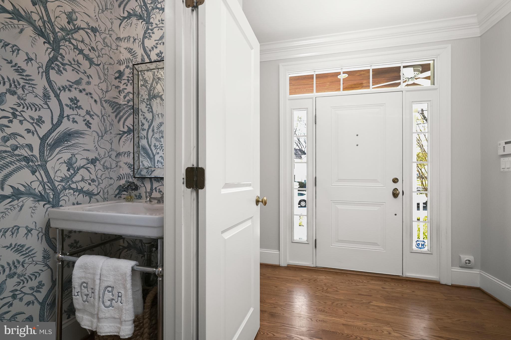 AYRLAWN - Residential