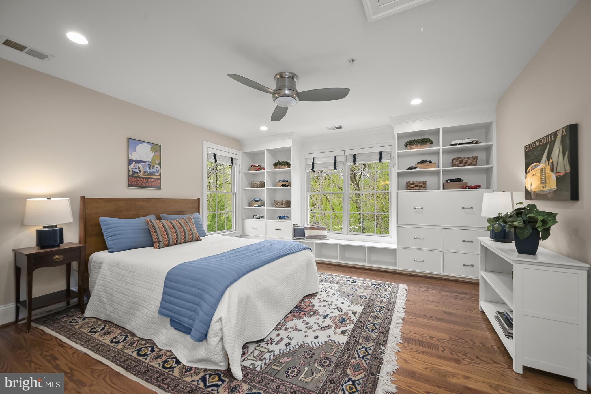 AYRLAWN - Residential