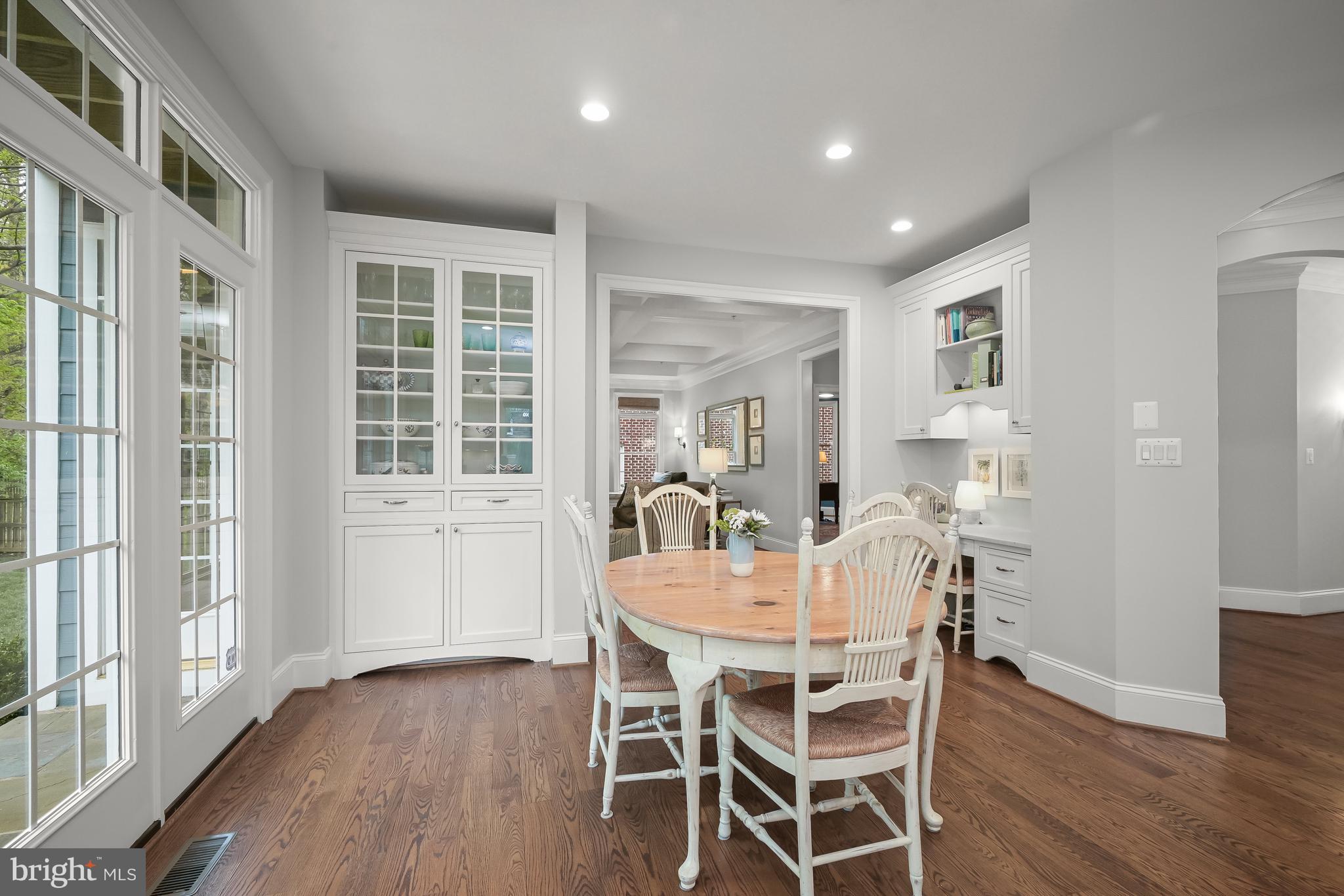 AYRLAWN - Residential