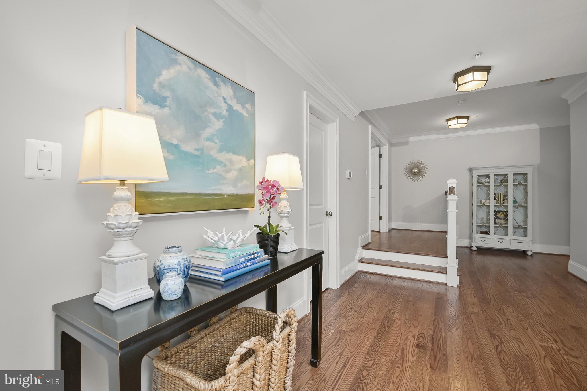 AYRLAWN - Residential