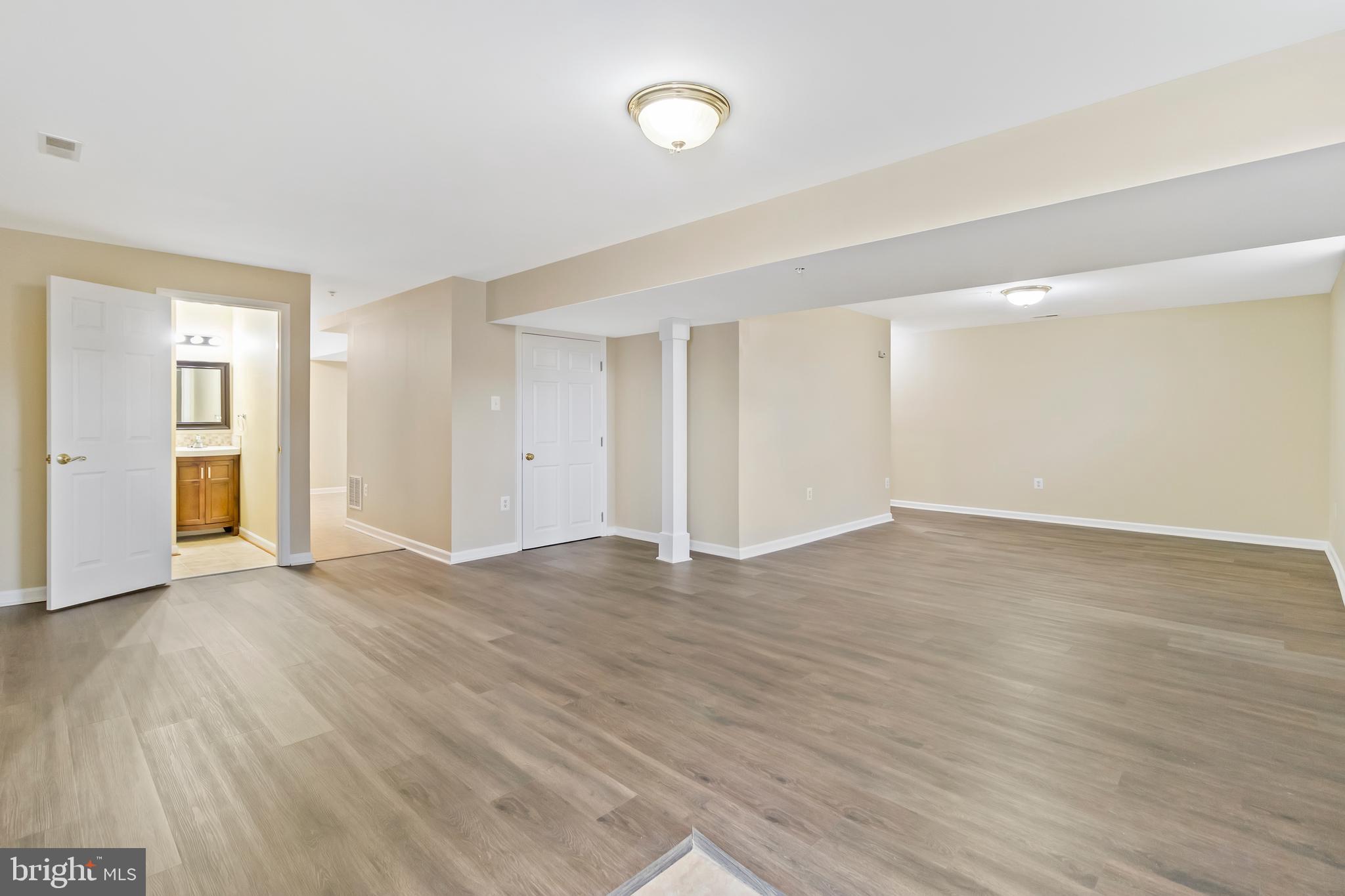 PARKER MEADOWS - Residential