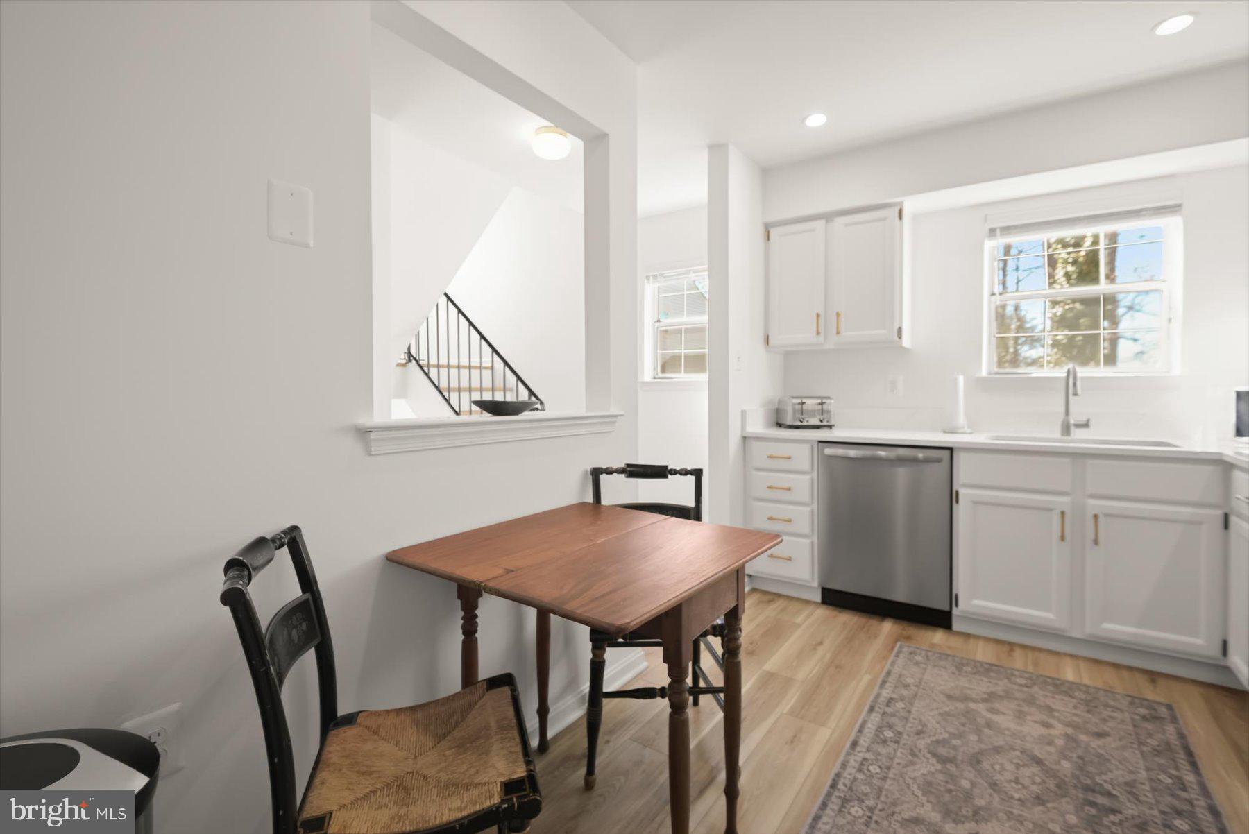 ROLLINGWOOD - Residential