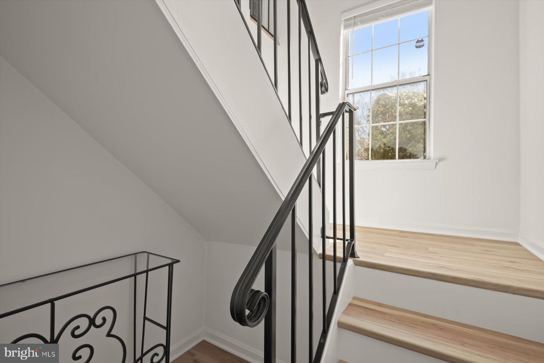 ROLLINGWOOD - Residential