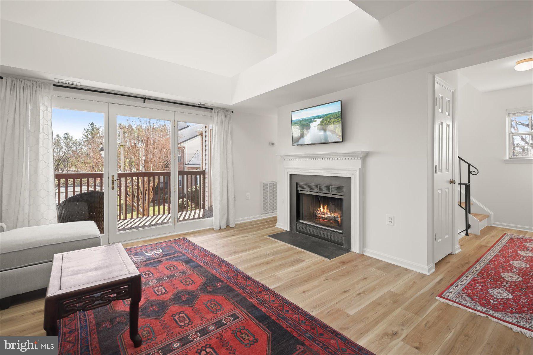 ROLLINGWOOD - Residential