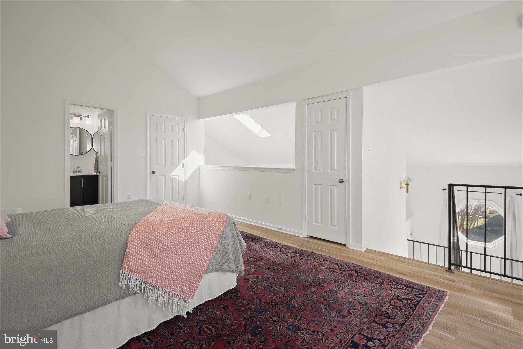 ROLLINGWOOD - Residential