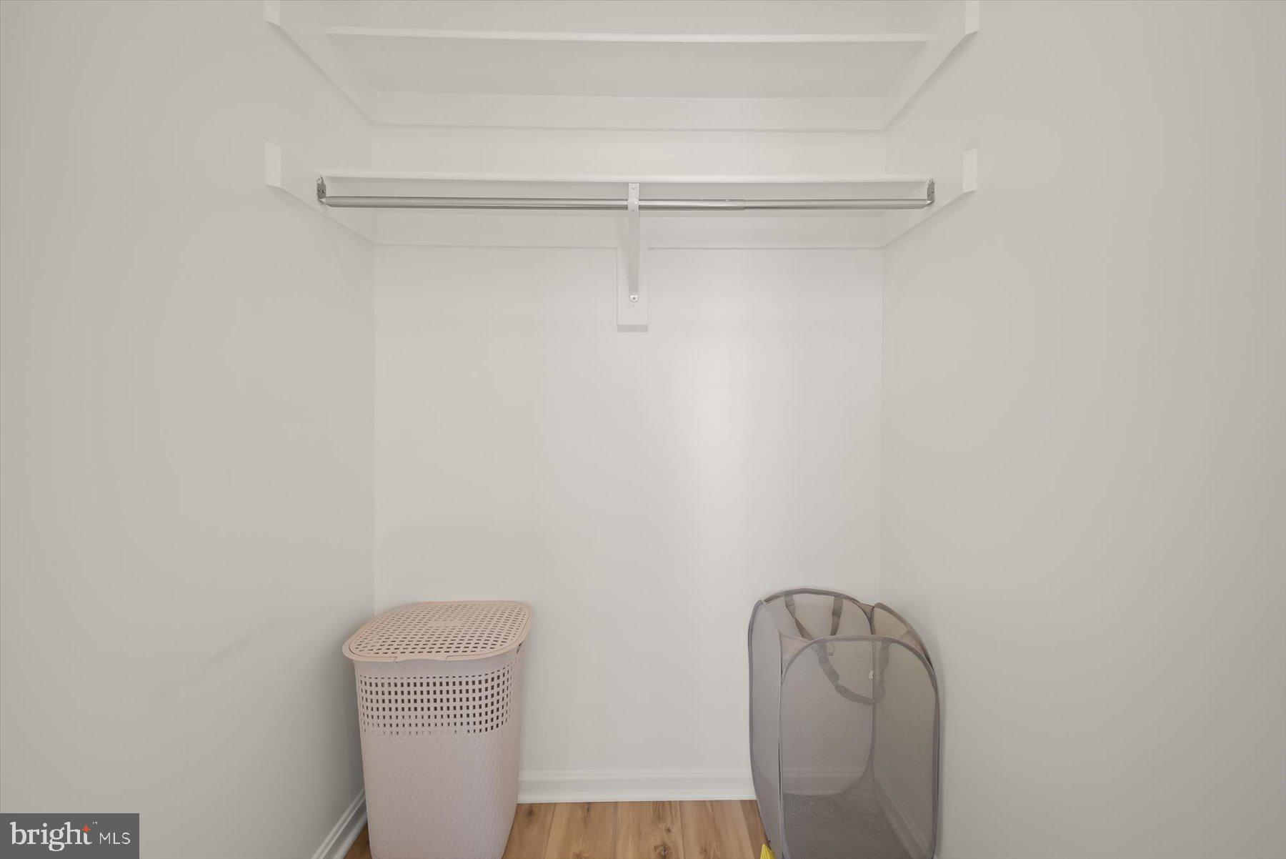 ROLLINGWOOD - Residential