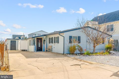 Homes For Sale - 99 Lake Superior Drive<br/> TUCKERTON, NJ 08087